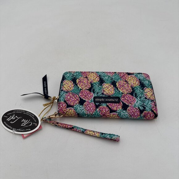NWT Simply Southern Coin ID Card Wallet Key Zippered Pink Wristlet Pineapple - Picture 1 of 7
